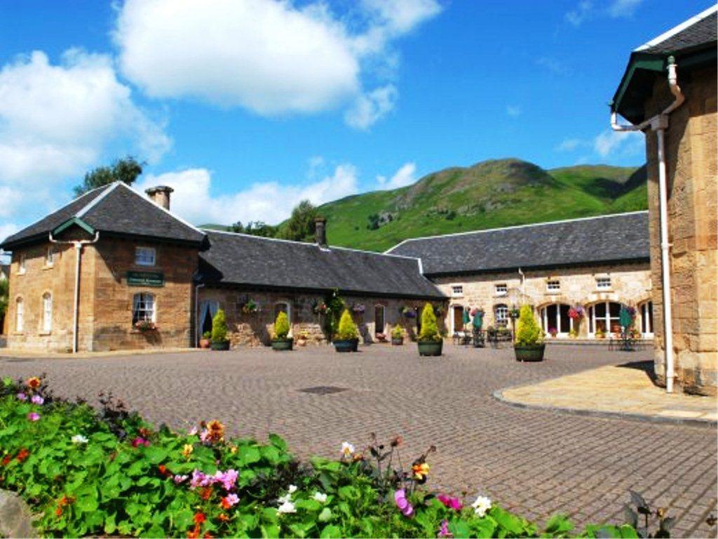 Harviestoun Country Hotel Tillicoultry Екстериор снимка