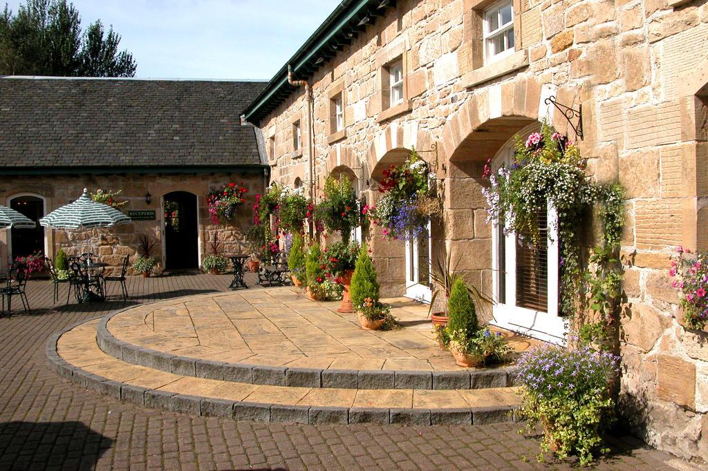 Harviestoun Country Hotel Tillicoultry Екстериор снимка