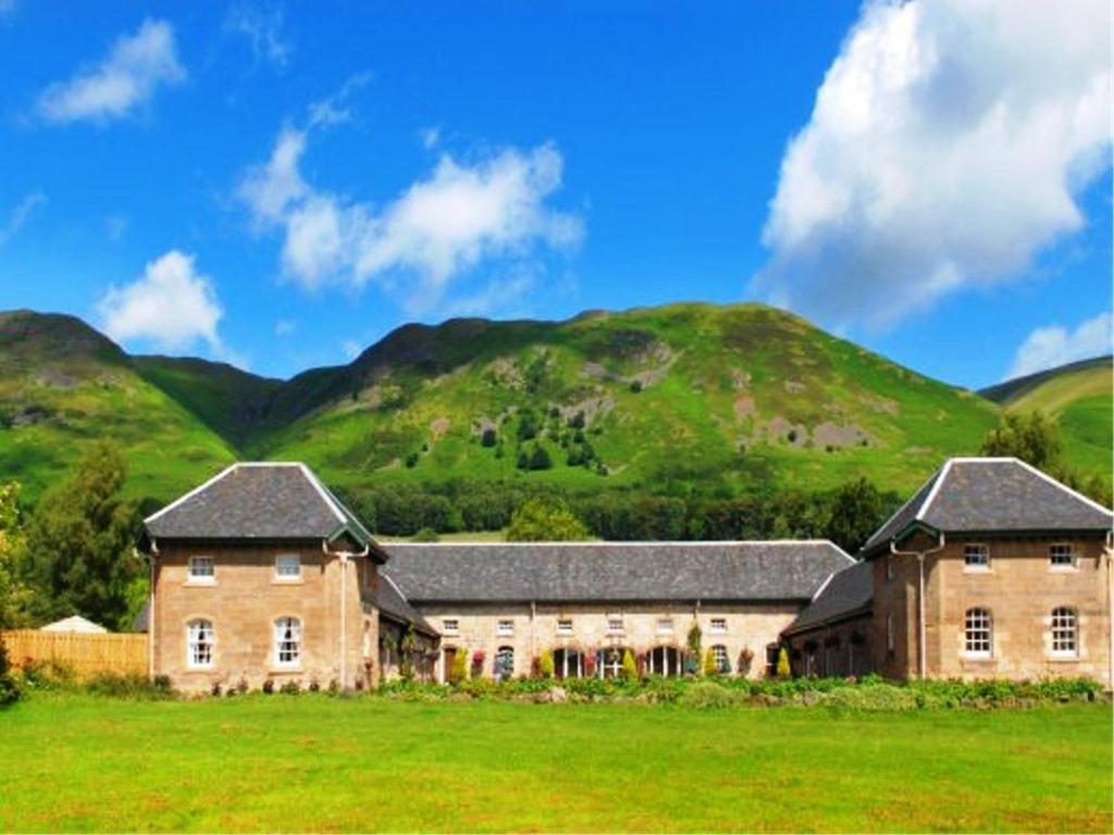 Harviestoun Country Hotel Tillicoultry Екстериор снимка