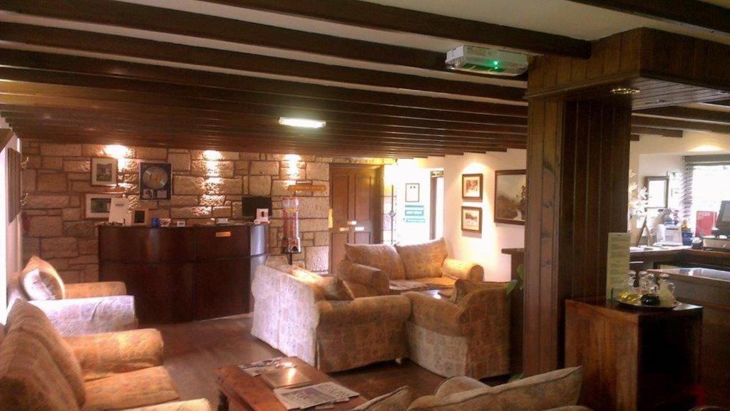 Harviestoun Country Hotel Tillicoultry Екстериор снимка