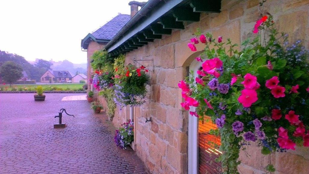 Harviestoun Country Hotel Tillicoultry Екстериор снимка