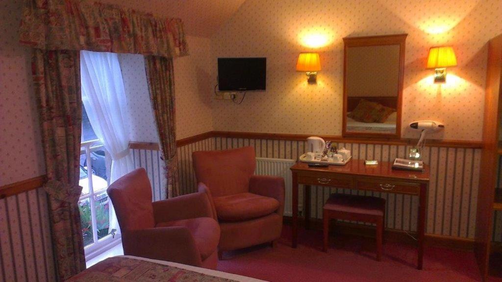 Harviestoun Country Hotel Tillicoultry Екстериор снимка